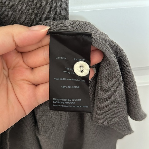 Vintage Ted Baker Silk Top - Picture 6 of 7